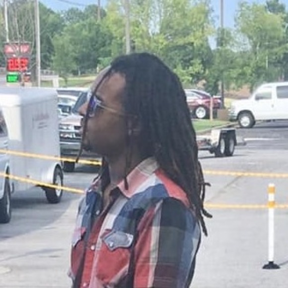 Meet your Posher, Christopher - Picture 1 of 1